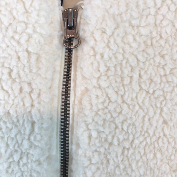 Gap Kids Jacket - Picture 2 of 4